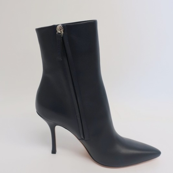 The Row Gloria Ankle Boots Navy Leather - Picture 5 of 8